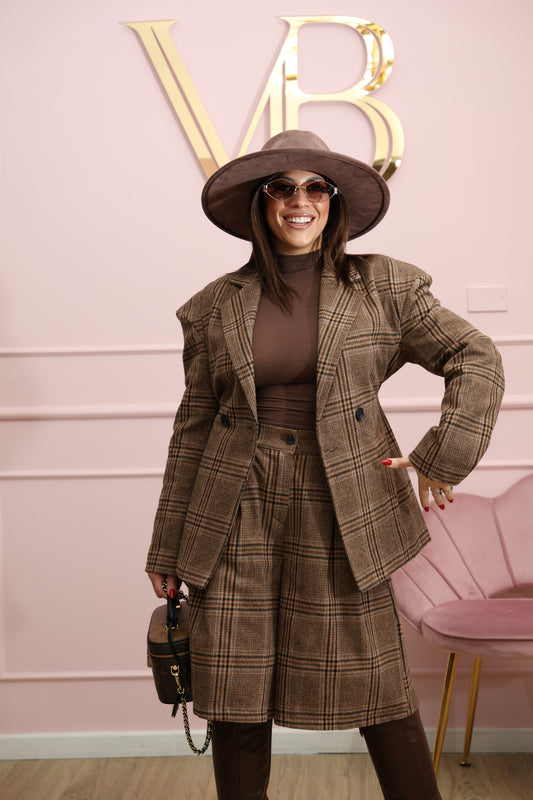 Cordset Lady